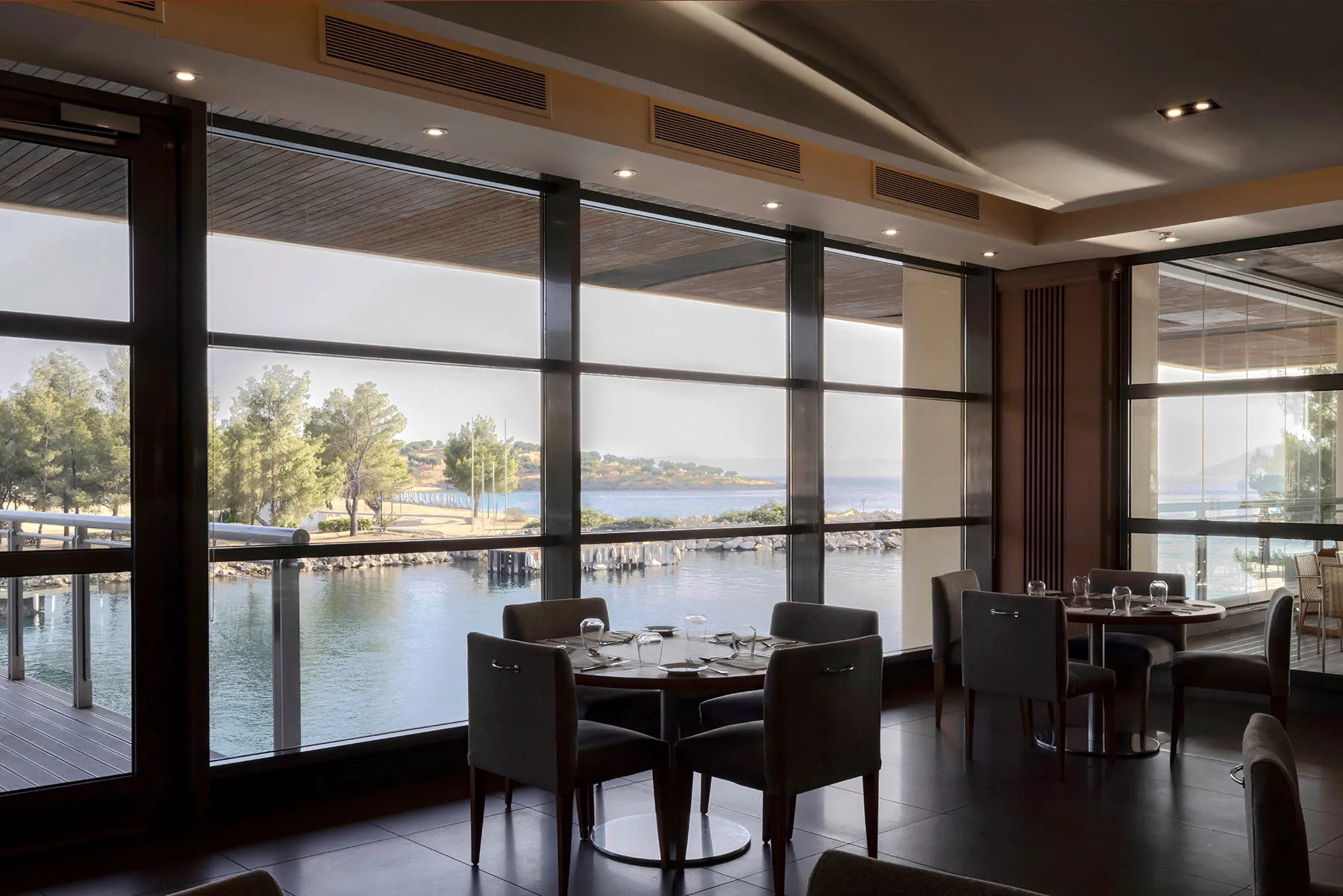 Athos Restaurant