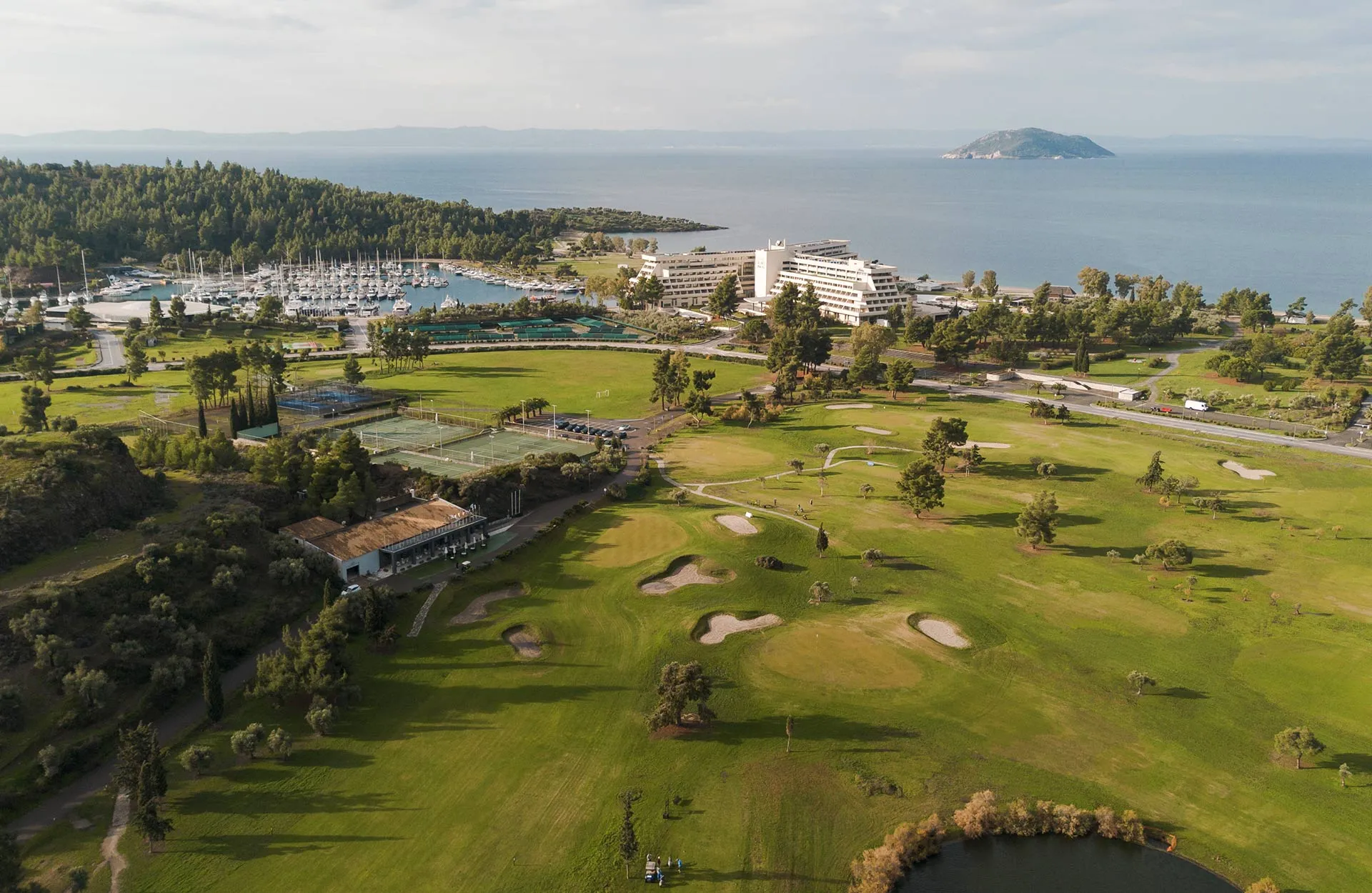 Golf & Tournaments 