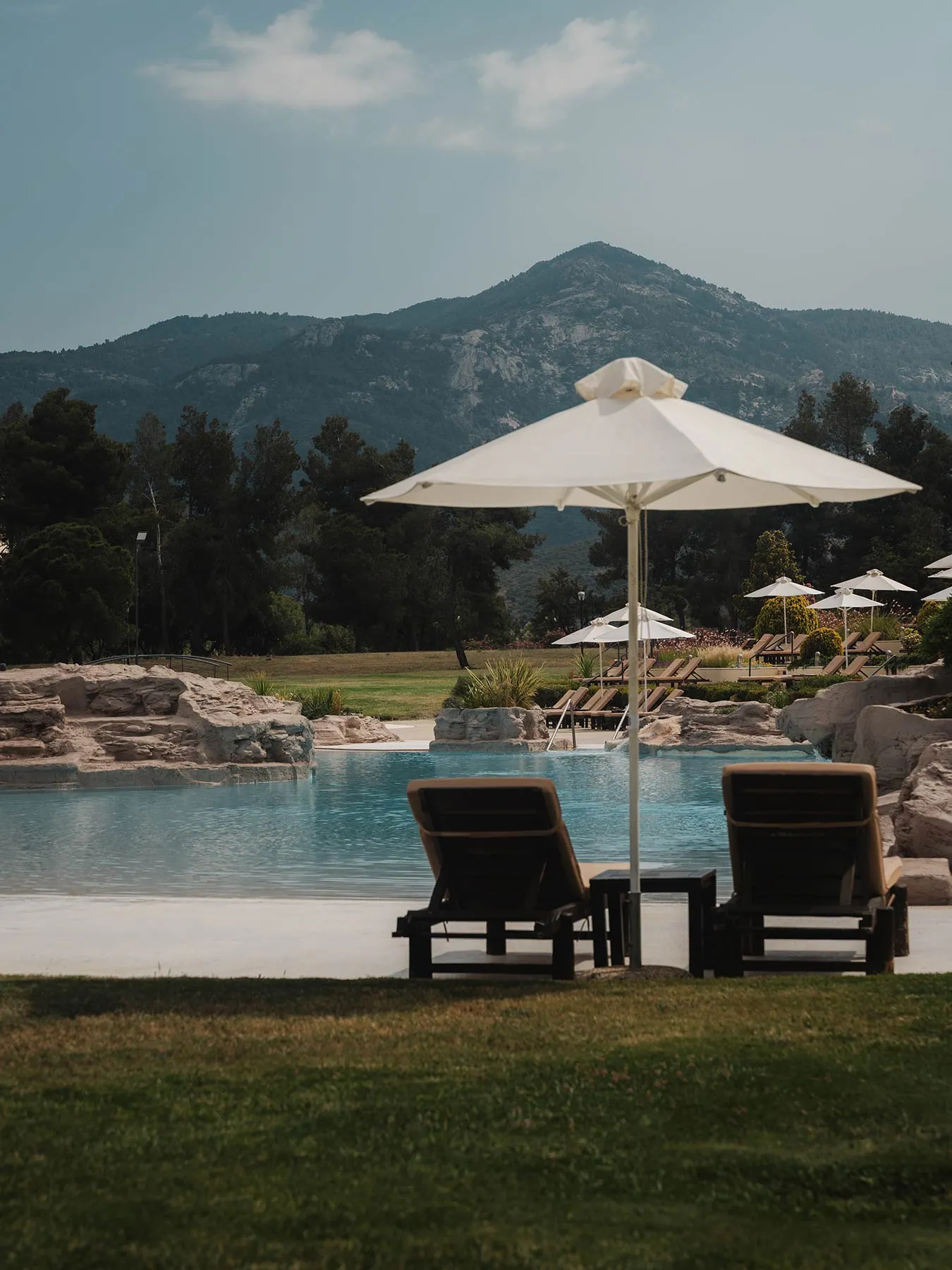Pool Bar